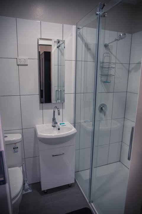 Grand Hotel Mount Morgan - Accommodation Ballina 3