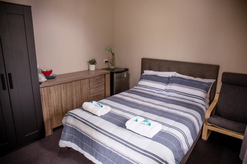 Grand Hotel Mount Morgan - Accommodation Ballina 2