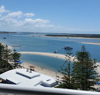 Grand Hotel Ocean view Apartment Labrador - Accommodation Ballina