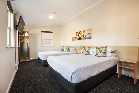 Granville Hotel - Accommodation Ballina 1