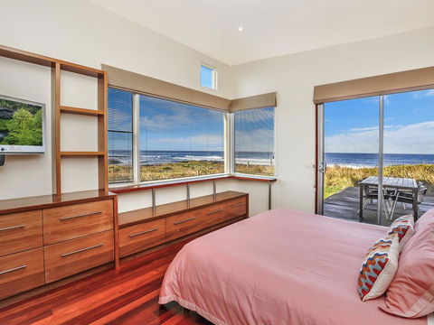 HEARN'S BEACHSIDE VILLA 9 - Accommodation Ballina 3