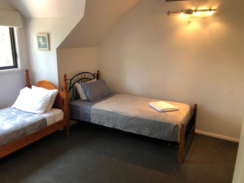 Hidden Gem Acreage Close To Terrigal Beach - Accommodation Ballina 2