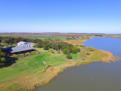 Jury Road - Accommodation Ballina 2