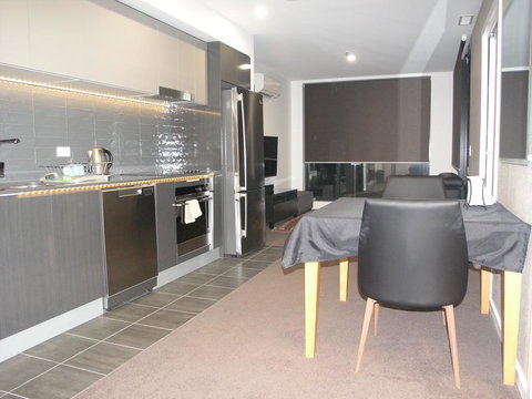 Kesh At Infinity Towers - Accommodation Ballina 3