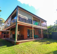 Kingfisher LakeHouse - Accommodation Ballina