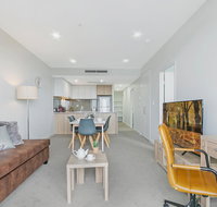 KOZYGURU PARRAMATTA CBD LUXURY 2 BED APT  FREE PARKING NPA011 - Accommodation Ballina
