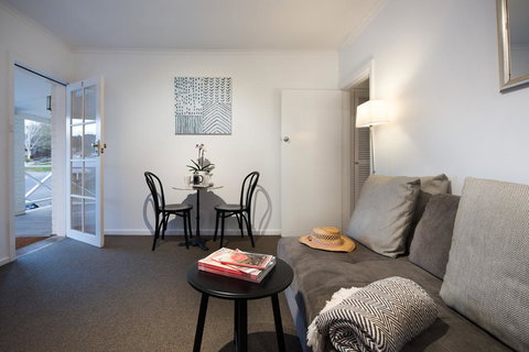 Lake Daylesford Apartment 7 - Accommodation Ballina 2