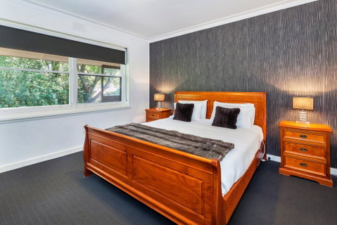 Lake Wendouree Luxury Apartments On Webster - Accommodation Ballina 2