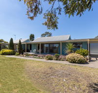 Lakeview - Waterviews on Newlands Arm - Accommodation Ballina