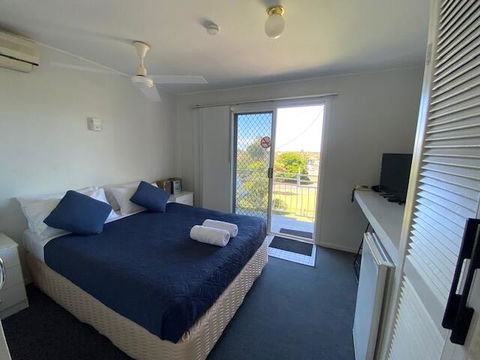 Leisure-Lee Holiday Apartments - Accommodation Ballina 1