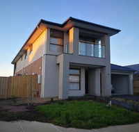 lily family - Accommodation Ballina