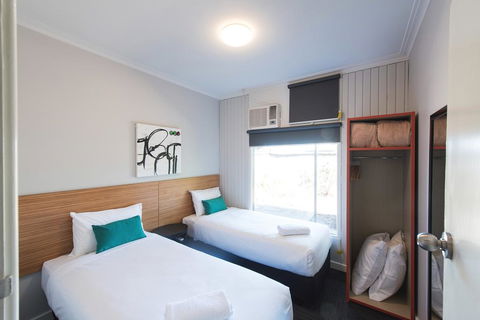 Links Hotel - Accommodation Ballina 0