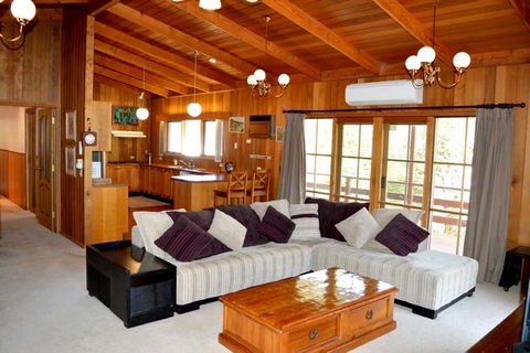 Lisieux - Accommodation Ballina 0