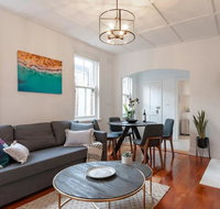 Luxurious Heritage Home with Harbour Bridge Views - Accommodation Ballina