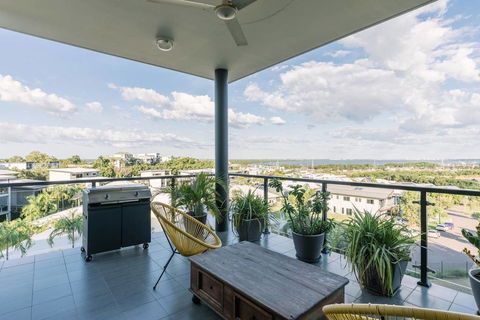 Luxury & Location - Sea Views With Modern Class ! - Accommodation Ballina 1