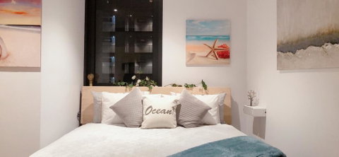 LUXURY KING APARTMENT PARRAMATTA CBD 1 MIN FROM STATION & WESTFIELD Sleeps 4 - Accommodation Ballina 0