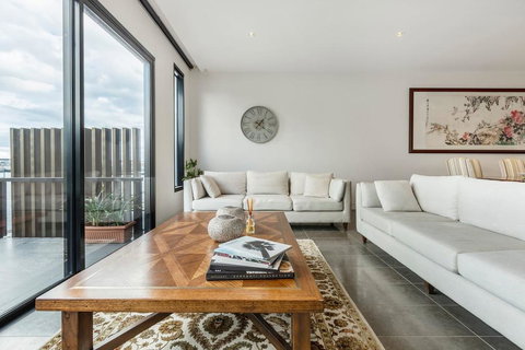 Luxury Waterfront 4BDR Townhouse With Amazing Views - Accommodation Ballina 2