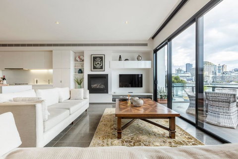 Luxury Waterfront 4BDR Townhouse With Amazing Views - Accommodation Ballina 3