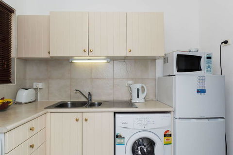 M104 Central Location In Free Transit Zone - Accommodation Ballina 3