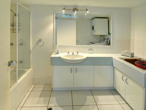 Mainsail 3 - 2 BDRM Apt In Central Mooloolaba - Accommodation Ballina 2
