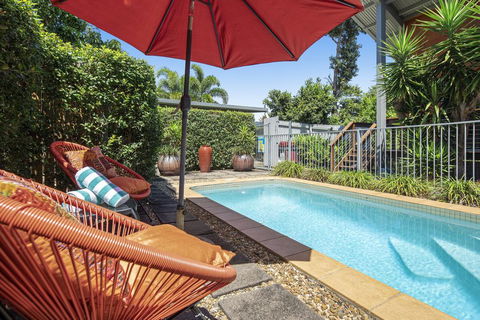 MANDALAY ESCAPE, SECLUSION & SERENITY WITH A POOL - Accommodation Ballina 3