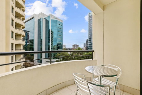 Mantra Parramatta - Accommodation Ballina 1