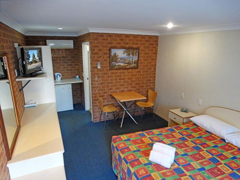 MAS Country Colonial Motor Inn - Accommodation Ballina 1