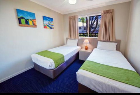 Mermaid Beach Apartment - Accommodation Ballina 2