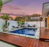 Miami Beachside Beach House - Accommodation Ballina