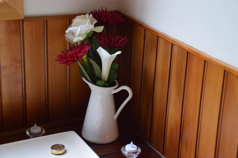 Mountain Lodge - Accommodation Ballina 2