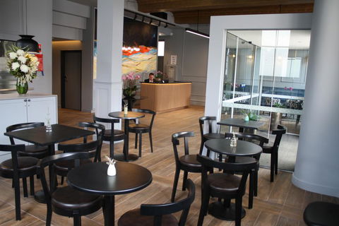 Mrs Banks Hotel - Accommodation Ballina 2