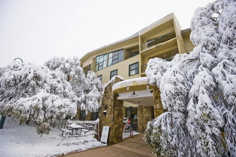 Mt Buller Chalet Hotel & Suites - Accommodation Ballina 0