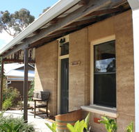 Hotham Ridge Winery and Cottages - Accommodation Ballina