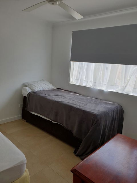 DIANELLA Budget Rooms Happy Place To Stay - Accommodation Ballina 2