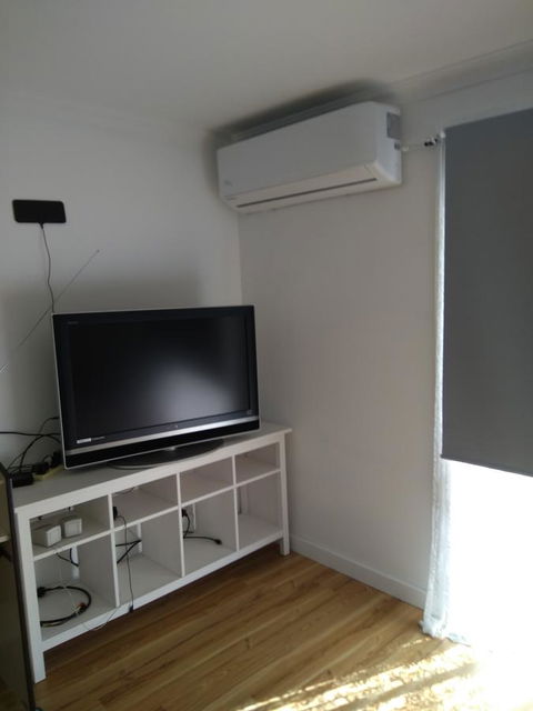 DIANELLA Budget Rooms Happy Place To Stay - Accommodation Ballina 32