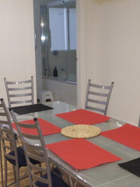 DIANELLA Budget Rooms Happy Place To Stay - Accommodation Ballina 27