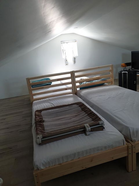 DIANELLA Budget Rooms Happy Place To Stay - Accommodation Ballina 5