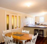 Yvonnes Rest Holiday Home - Accommodation Ballina