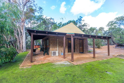 Yelverton Brook Conservation Sanctuary - Accommodation Ballina 12