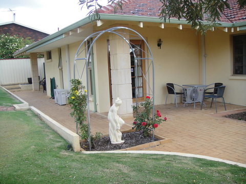 Armadale Cottage Bed & Breakfast - Accommodation Ballina 35