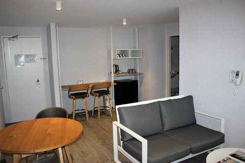 Atrium Hotel Mandurah - Accommodation Ballina 12