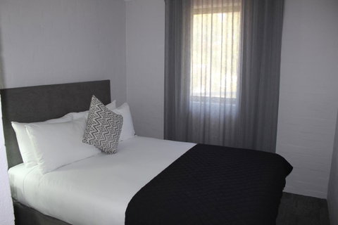 Atrium Hotel Mandurah - Accommodation Ballina 3