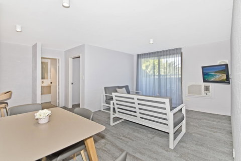 Atrium Hotel Mandurah - Accommodation Ballina 25