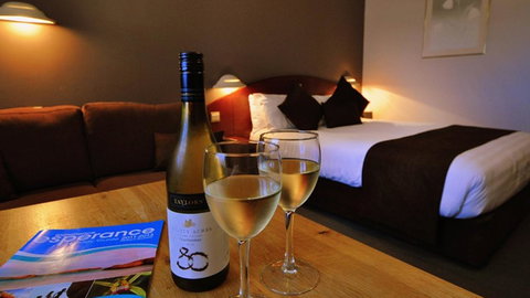 Hospitality Esperance SureStay Collection By Best Western - Accommodation Ballina 1