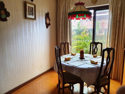 Airport HomeStay - Accommodation Ballina 6