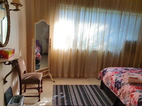 Airport HomeStay - Accommodation Ballina 1