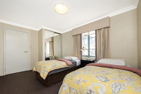 Subiaco Village 18 - Accommodation Ballina 9