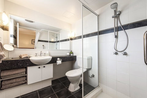 Subiaco Village 18 - Accommodation Ballina 15