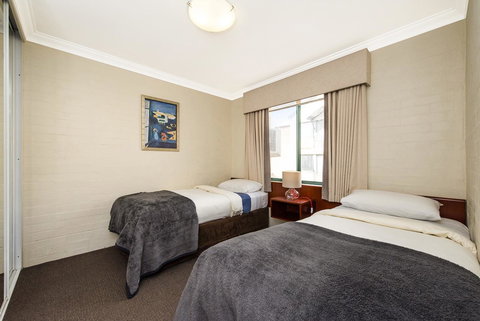 Subiaco Village 18 - Accommodation Ballina 17