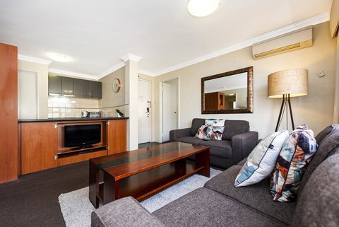 Subiaco Village 18 - Accommodation Ballina 2
